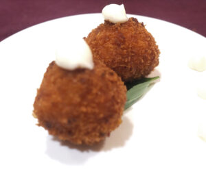 Tomatenarancini met aioli